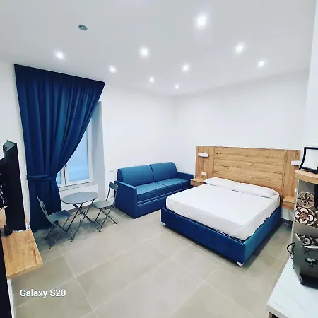 Residenza Nascari Al Plebiscito Nápoles